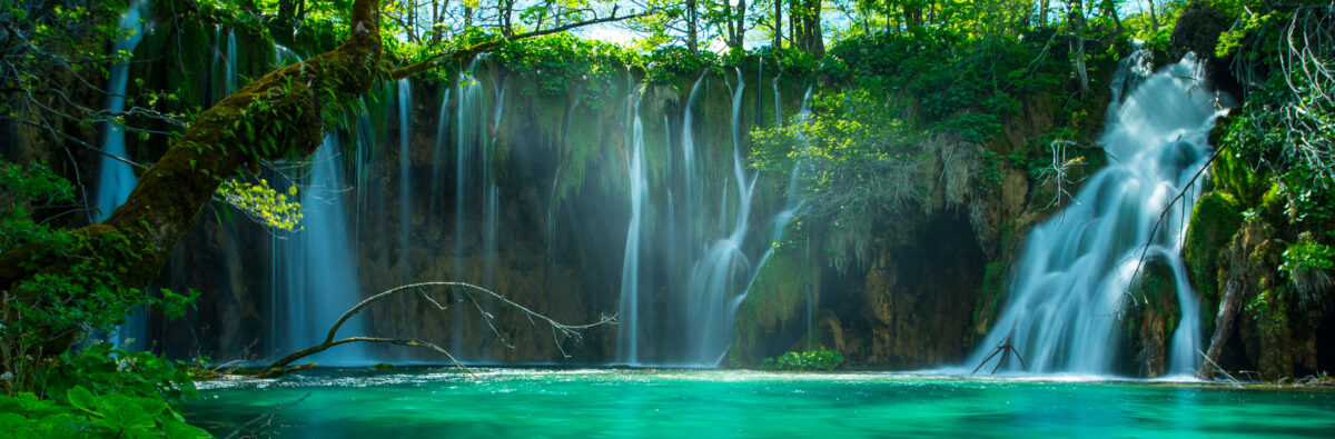 Rovinj to Split Private Transfer with Plitvice | Hire a Private Driver & Vehicle