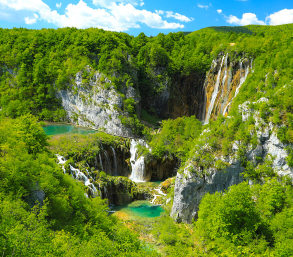 Split to Zagreb Transfer via Plitvice Lakes Tour | Croatia Driver Guide
