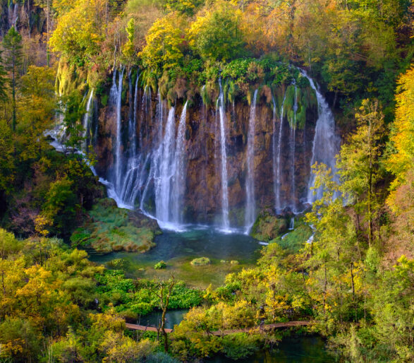 Plitvice Lakes Private Tour from Zagreb | With a Local Guide