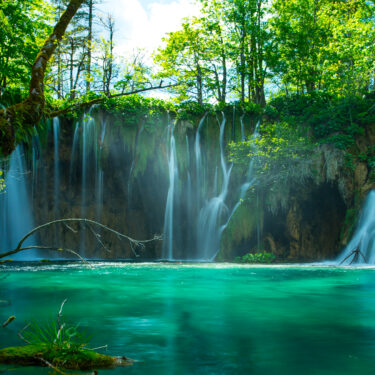 From Zagreb to Zadar via Plitvice Lakes Tour | Travel with a local driver